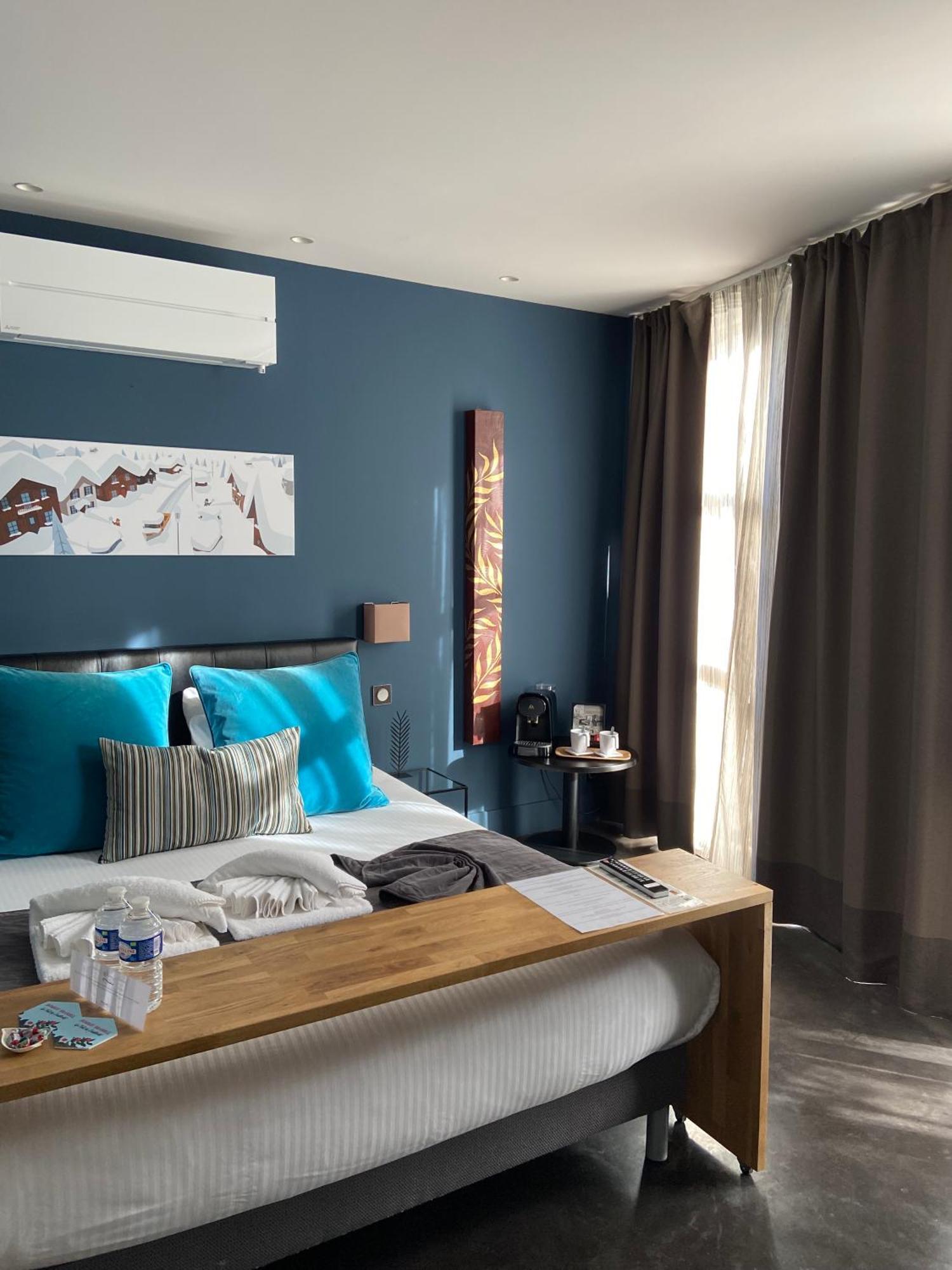 Les Suites Du Lac Aix-les-Bains Szoba fotó