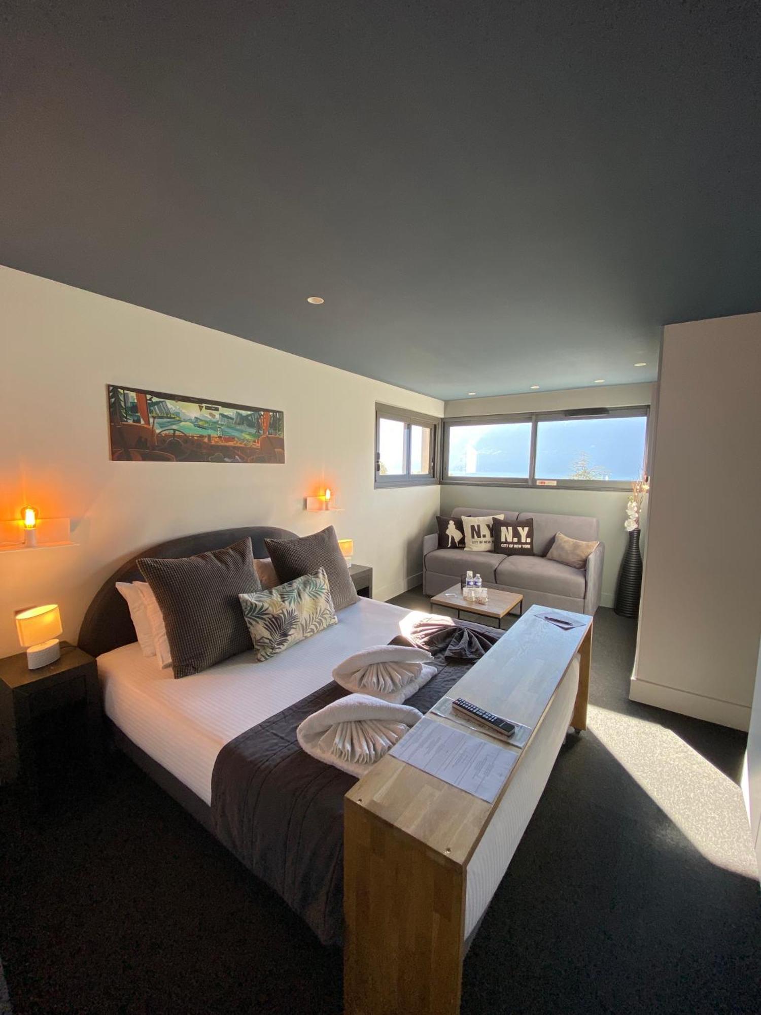 Les Suites Du Lac Aix-les-Bains Szoba fotó